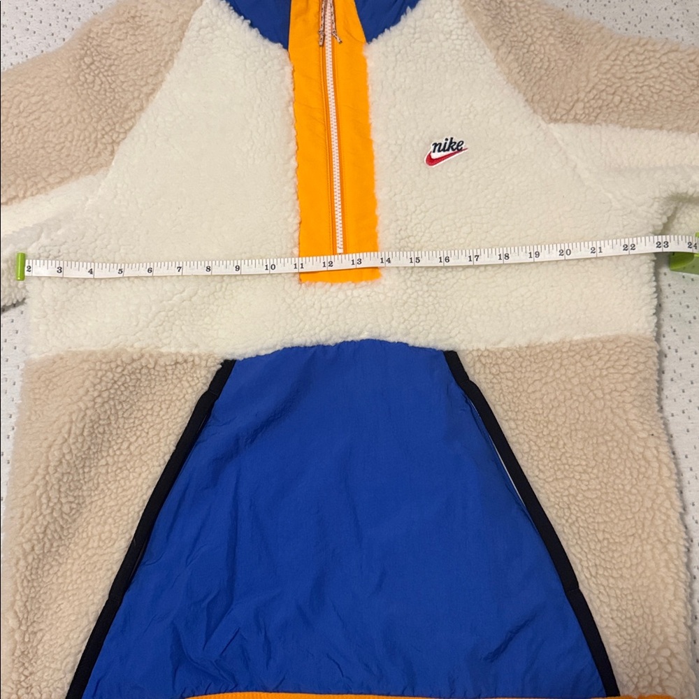 Nike Blue and White Sherpa Pullover - Picture 7 of 9